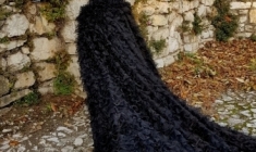 135